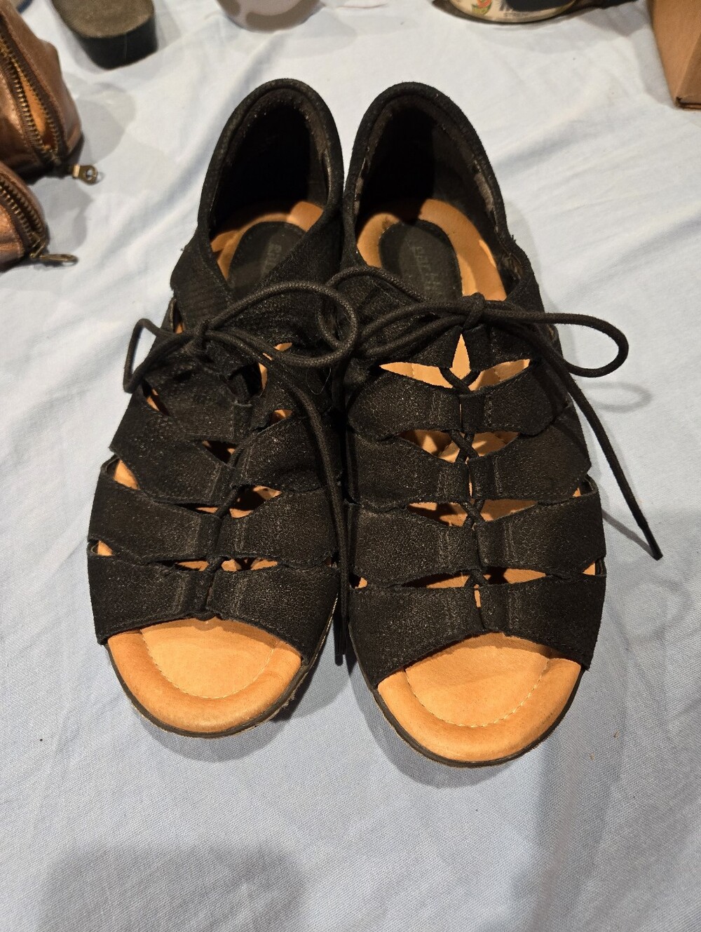 Earth Black Lace-Up Women’s Sandals Size 11